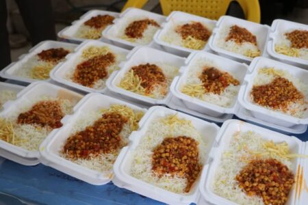 پخت و توزیع بیش از 216 هزار پرس غذای گرم میان نیازمندان بندرعباسی در دهه محرم