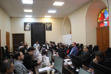 نشست مشترک شهرداری و راه و شهرسازی با هدف تقویت اقتصاد شهری و منافع مردم